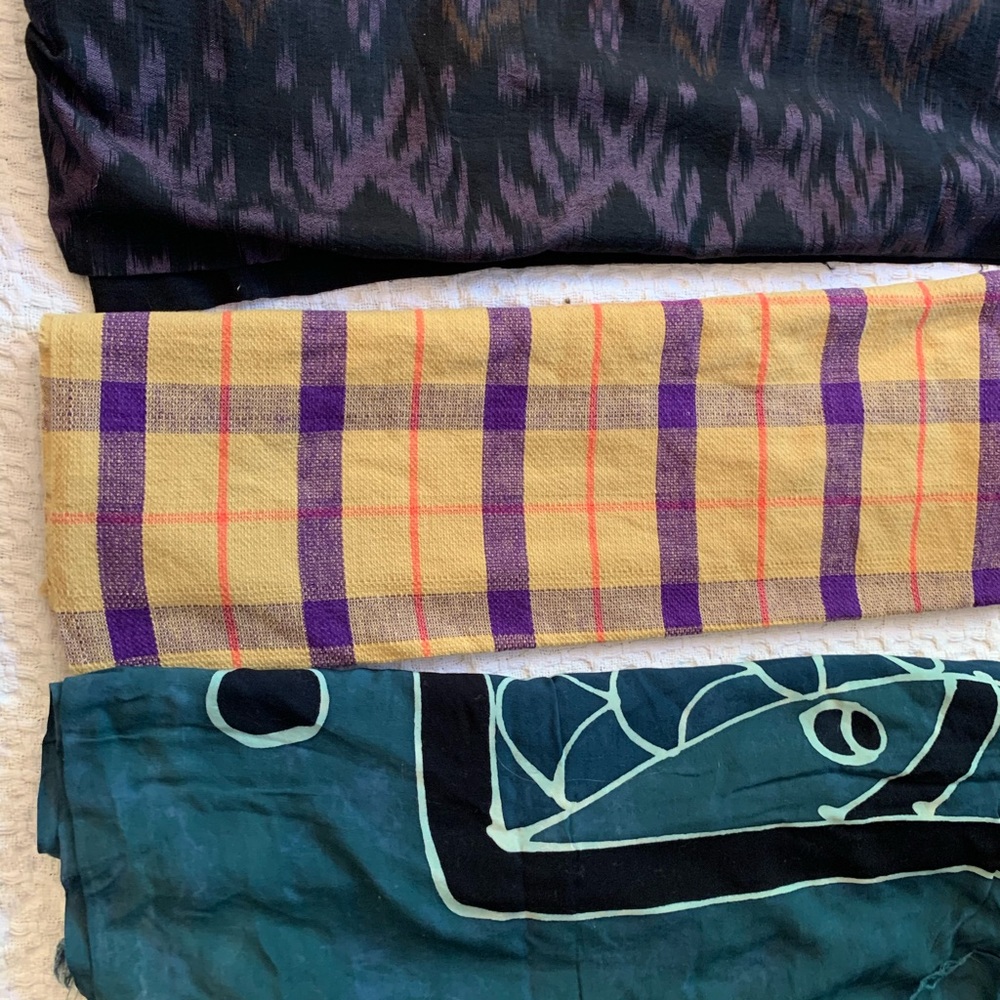 All 5 beautiful wraps - Picture 5 of 6
